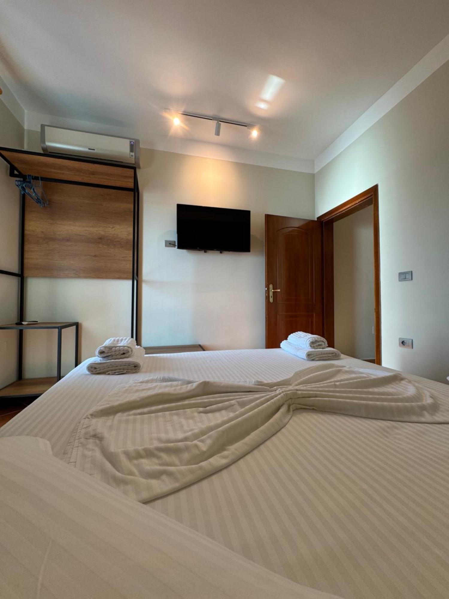 Hotel Cekodhima Radhima Kültér fotó